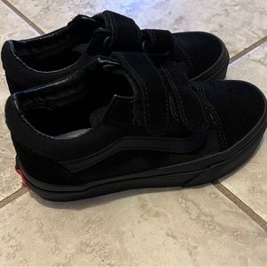 NWOT Black velcro vans